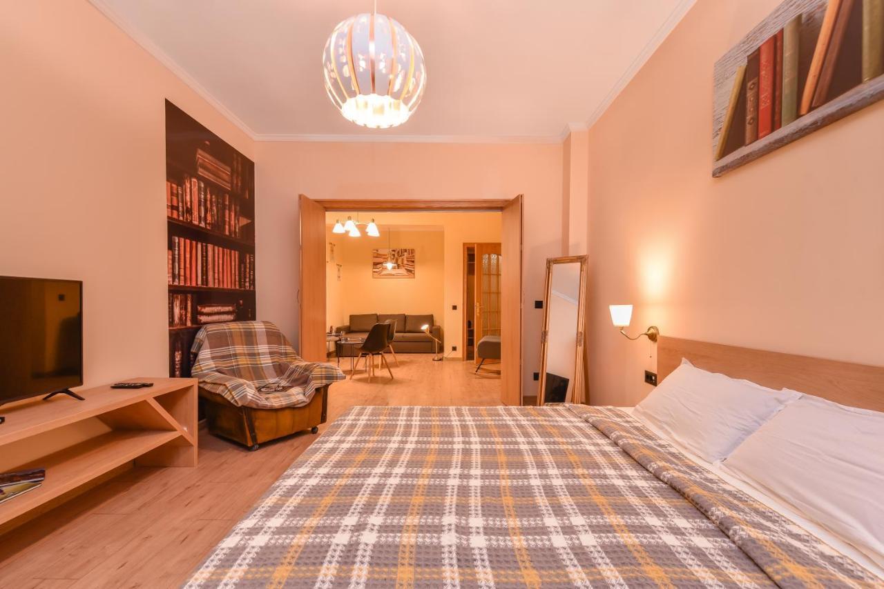 Sofia Dream Apartment - The Library - 3-Bdr, 2-Bthr By Flat Mаnager Zewnętrze zdjęcie