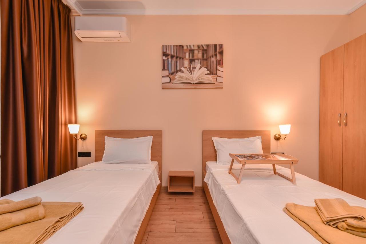 Sofia Dream Apartment - The Library - 3-Bdr, 2-Bthr By Flat Mаnager Zewnętrze zdjęcie