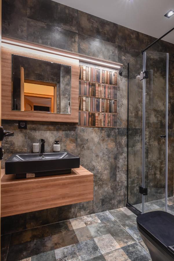 Sofia Dream Apartment - The Library - 3-Bdr, 2-Bthr By Flat Mаnager Zewnętrze zdjęcie